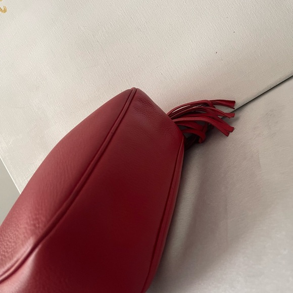 AUTHENTIC GUCCI SOHO DISCO RED SMALL CAMERA CROSSBODY BAG - Picture 5 of 10